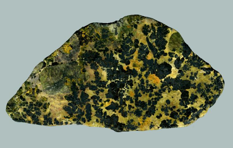 Large Uraninite Image