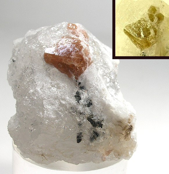 Large Stillwellite-(Ce) Image