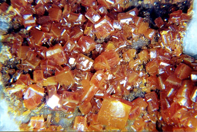 Large Wulfenite Image